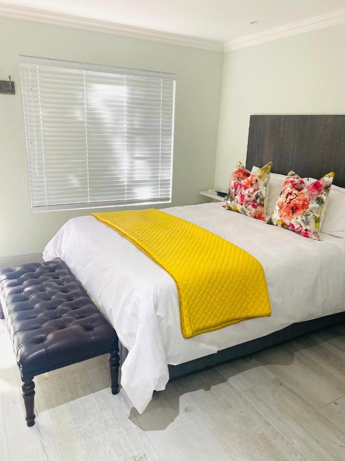 Impa-Lala Country Estate Bed & Breakfast Bloemfontein Dış mekan fotoğraf