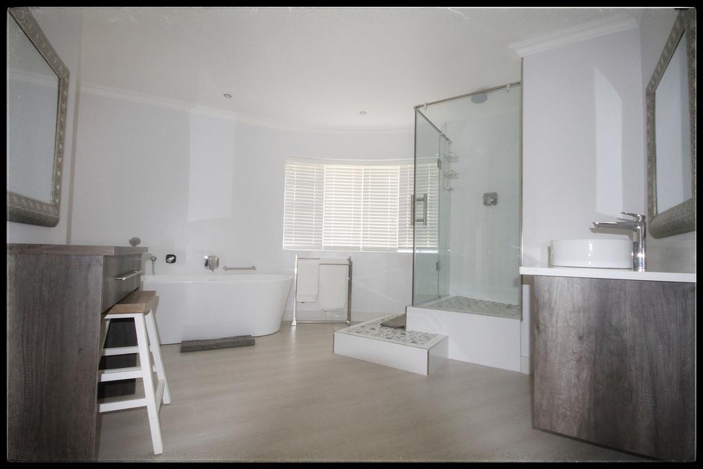 Impa-Lala Country Estate Bed & Breakfast Bloemfontein Dış mekan fotoğraf